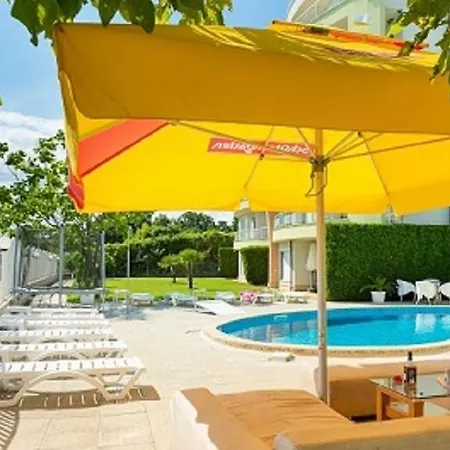 Alex Beach B-1 Daire *